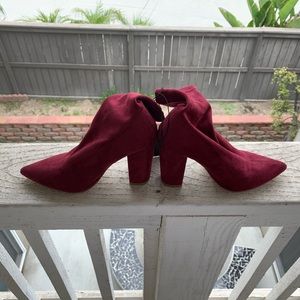 🍇 Burgundy Suede Booties 🍇